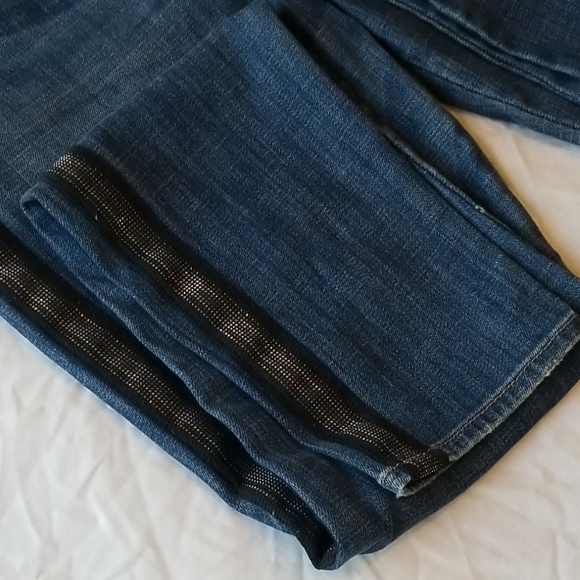 🅢︎🅐︎🅛🅔︎ 𝓡𝐨𝐜𝐤 & 𝓡𝐞𝐩𝐮𝐛𝐥𝐢𝐜 𝐉𝐞𝐚𝐧 - Picture 2 of 11